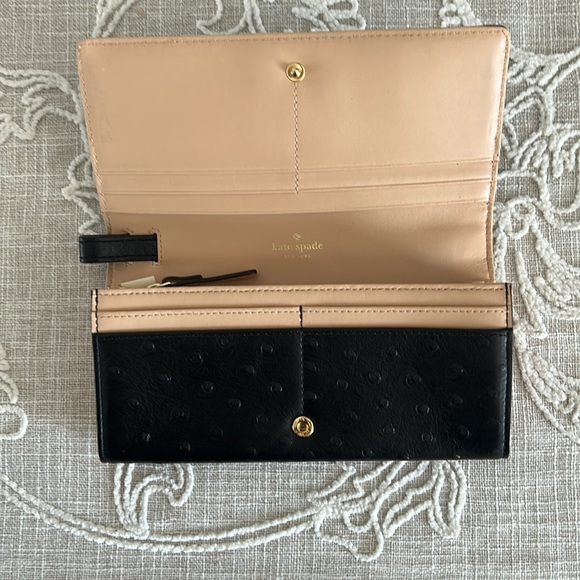 Kate Spade Mara Valencia Road Black Ostrich Leather Wristlet Wallet with Bow - Picture 5 of 15